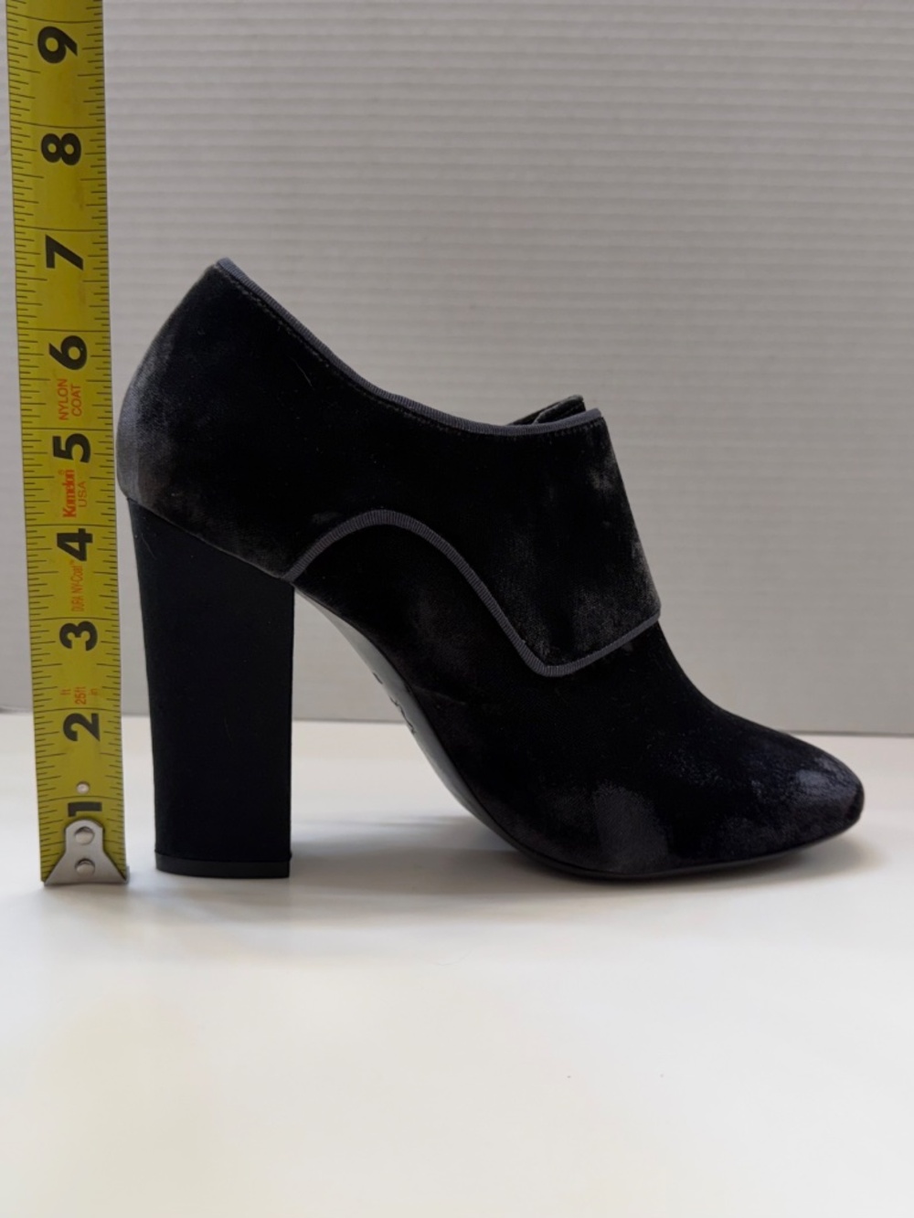 NWOT Tory Burch Velvet Block Heel Pumps Gold Buckle 9M - Picture 14 of 15